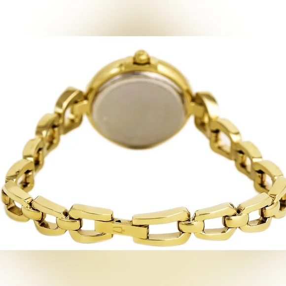 ***SOLD*** Bulova Mother of Pearl Dial Gold Tone Steel Ladies Watch - Picture 10 of 11